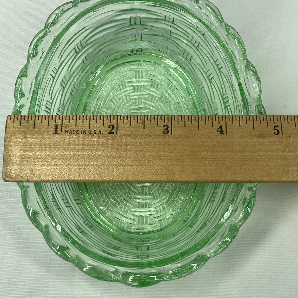 VTG LG Wright Green Glass Hen on Nest Split Tail Turned Head 6.5 Candy Dish